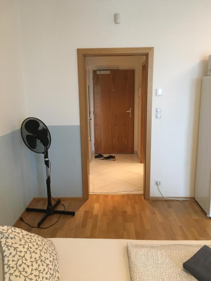 Гарден Студия Prague Luaran gambar